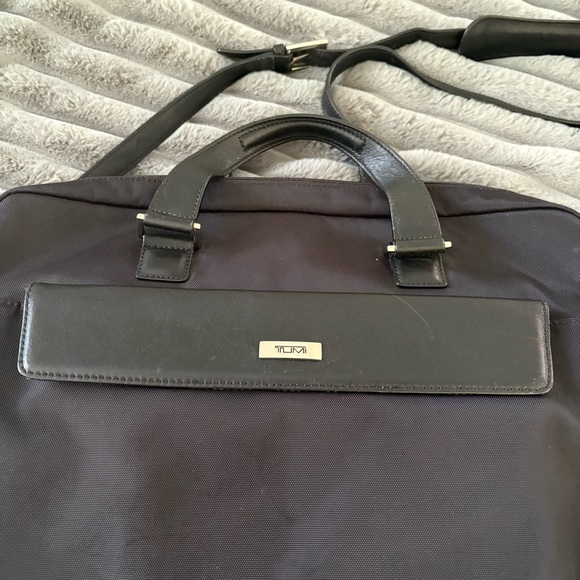 TUMI nylon leather trim convertible top handle shoulder laptop briefcase bag - Picture 4 of 10